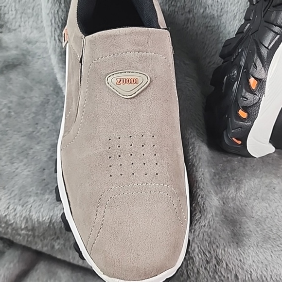 ZUODI Men's slip-on loafers. Size 11.5 Casual walking shoes in neutral color. - Picture 10 of 10